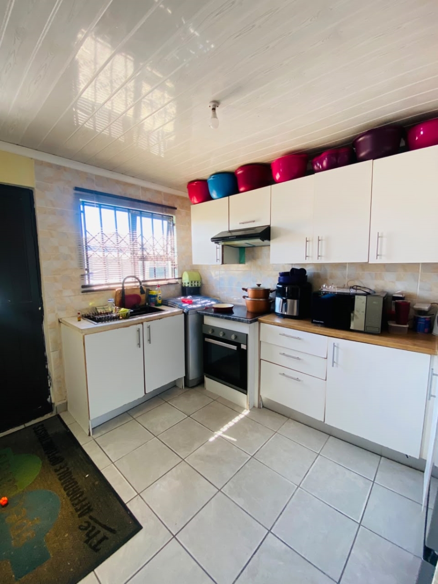 3 Bedroom Property for Sale in Kuyasa Western Cape